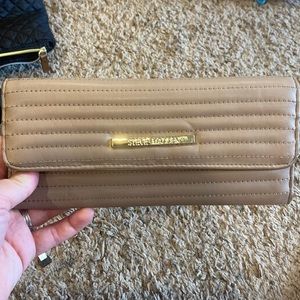 Steven Madden wallet